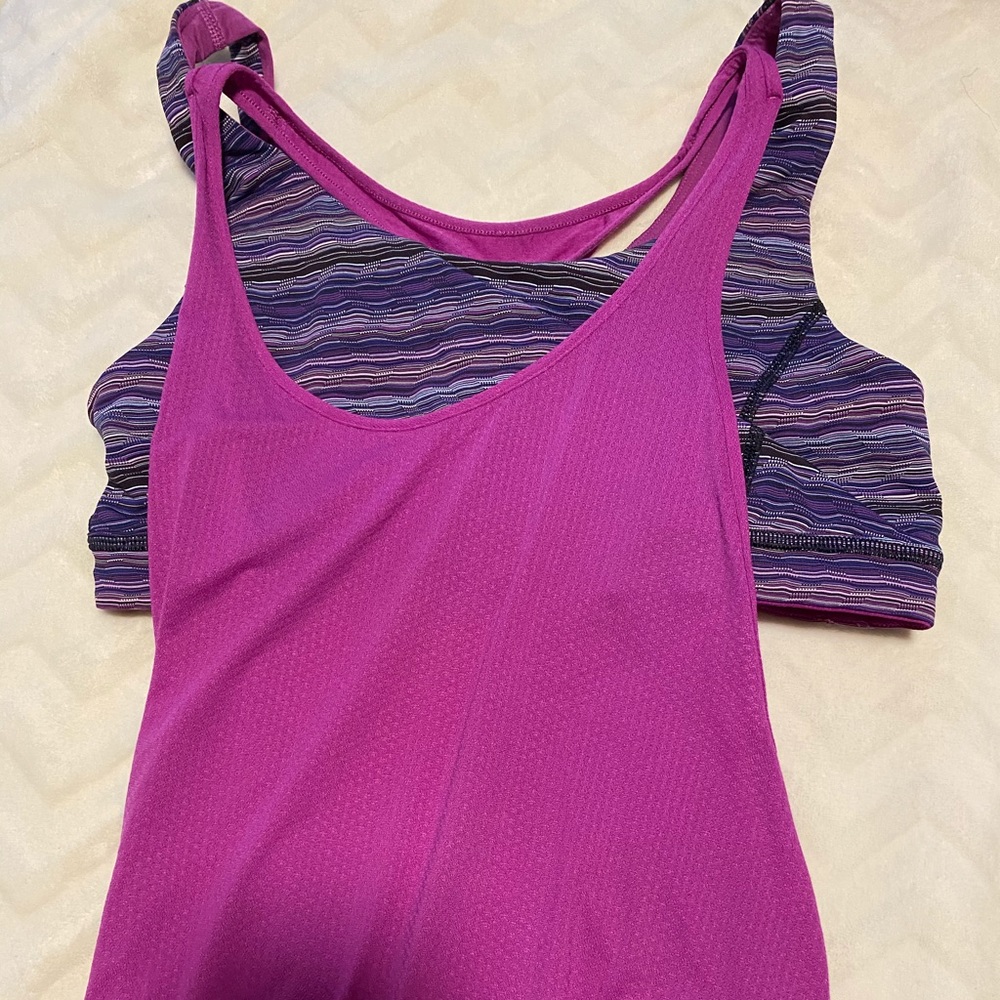 lulu tank w/ built in bra